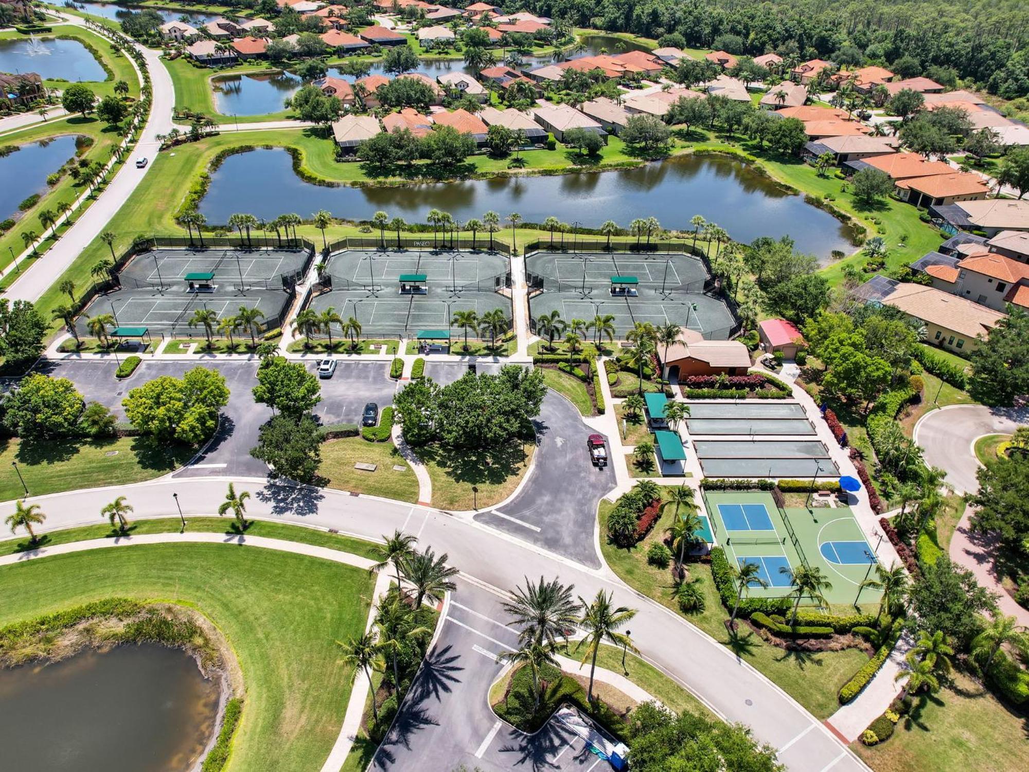 Luxury Paseo Townhome Pool Bars And Beaches Fort Myers Exterior photo